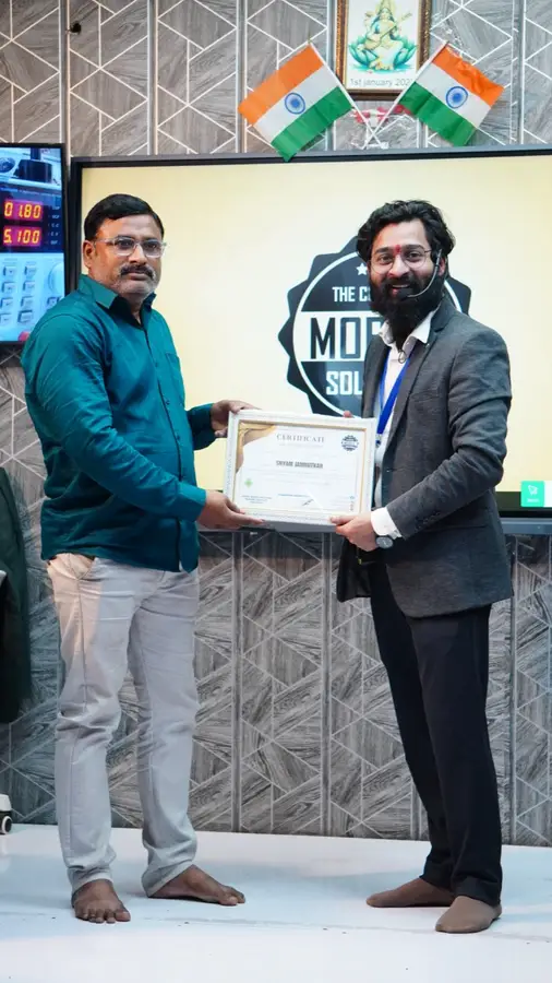 DMS January batch graduate with certificate