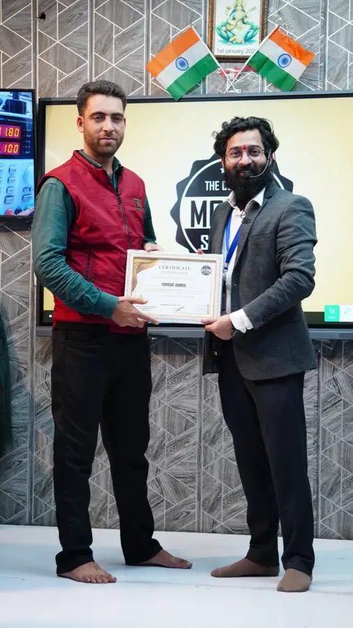 DMS January batch graduate with certificate