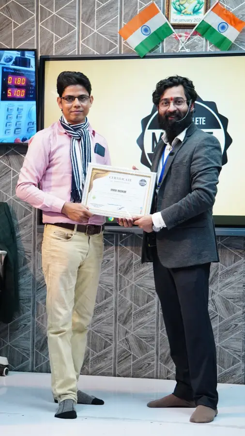 DMS January batch graduate with certificate