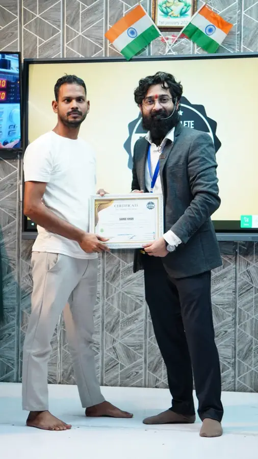 DMS January batch graduate with certificate